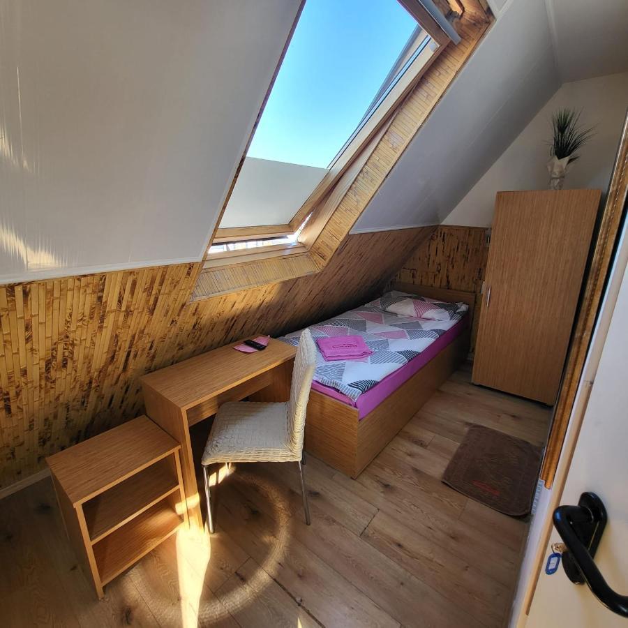 Pension Haus Baron 1 Neckarau MHG Extérieur photo